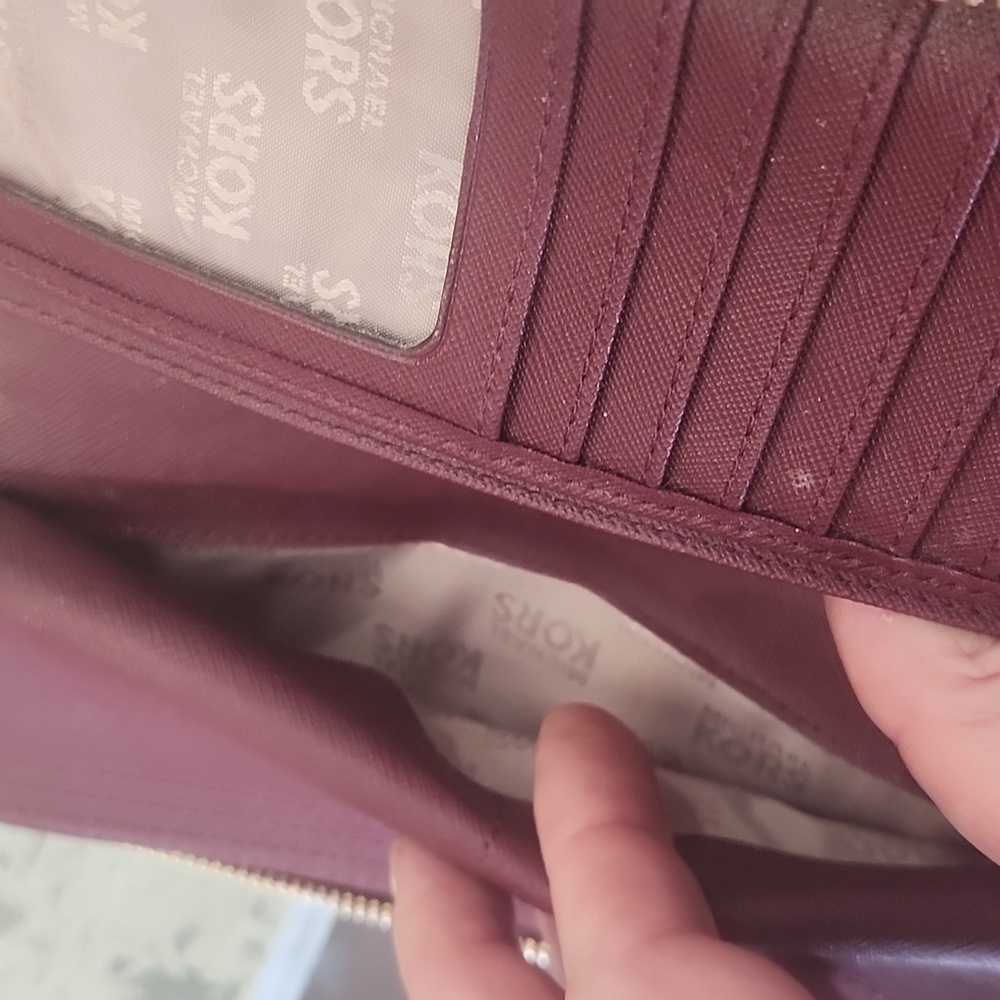 Michael Kors Burgundy Leather Large Zip Around Wallet Wristlet - Picture 6 of 15